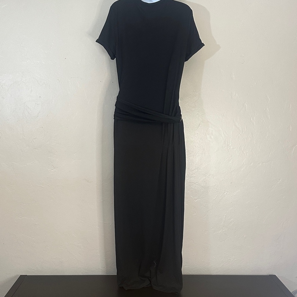 Elegant Black Maxi Dress - Picture 5 of 8
